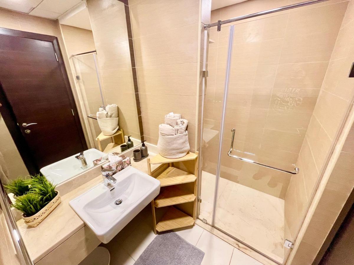 Super Elegant Studio Apartment-Sparkle Tower By Sweet Homes Dubaj Exteriér fotografie